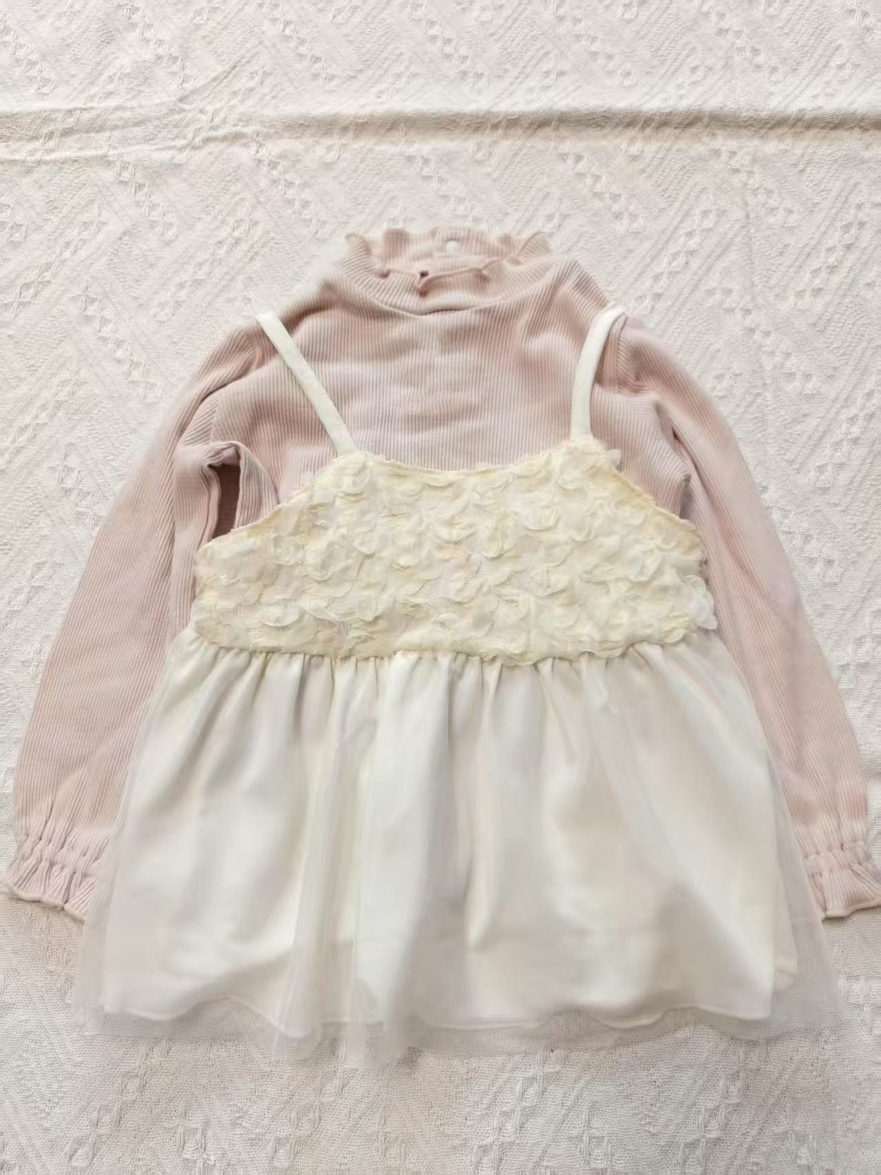 立體花朵吸帶裙兩件式套裝 套裝平鋪展示 正面