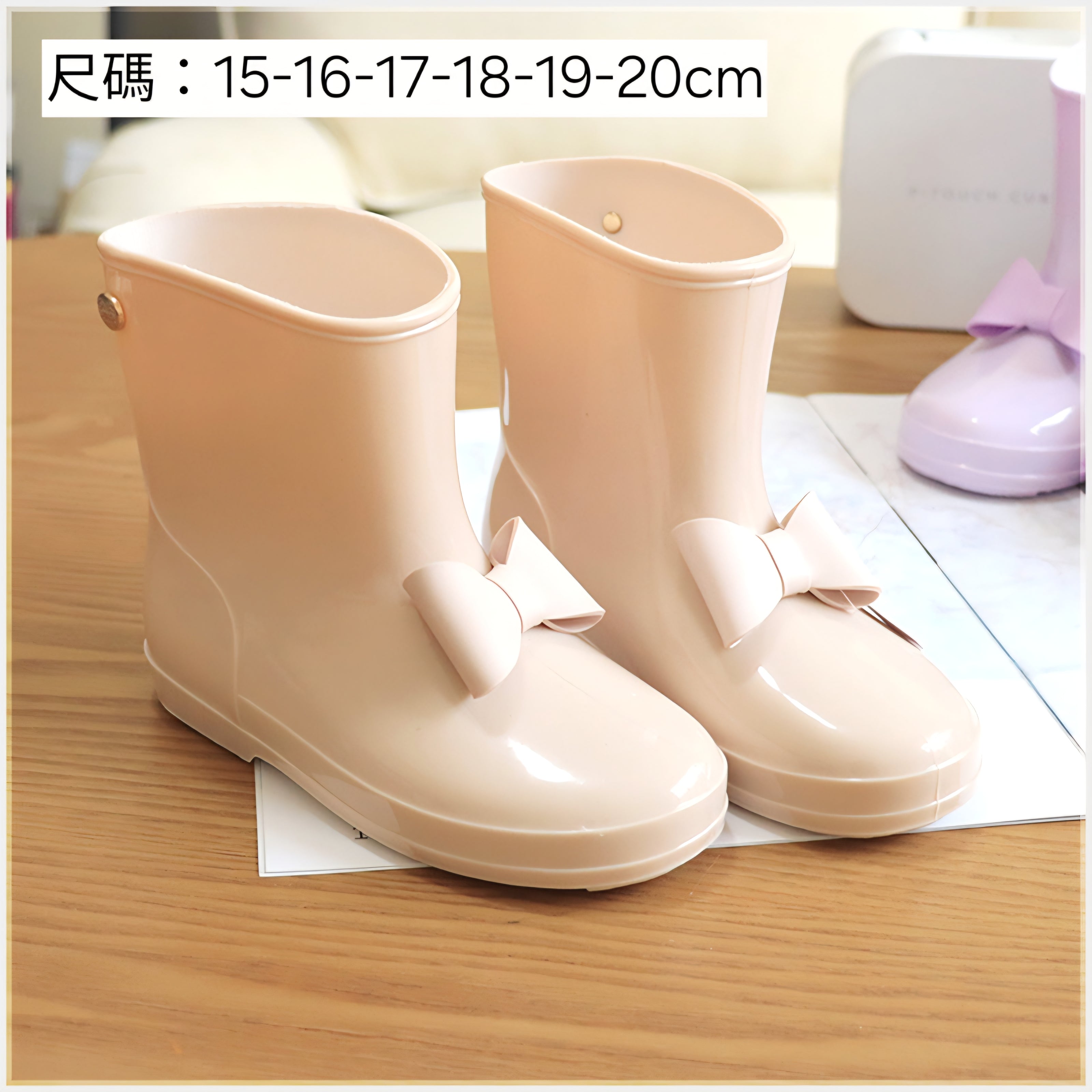 灰色小熊雨靴